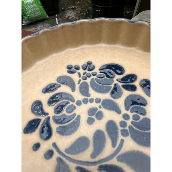 Pfaltzgraff Yorktowne Quiche Dish 9" Blue & Beige Floral Design Oven & Microwave - Picture 4 of 6